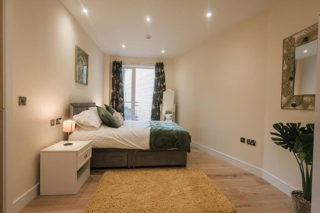 Ocean - 2 Bed Flat Sleeps 6 With Gym Access Lägenhet Southampton Exteriör bild
