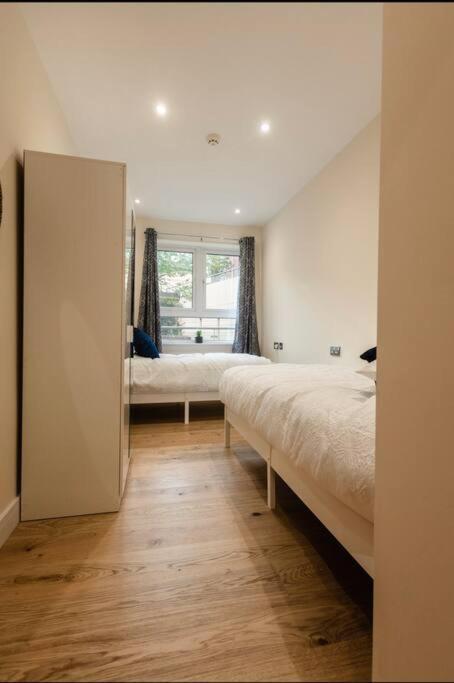 Ocean - 2 Bed Flat Sleeps 6 With Gym Access Lägenhet Southampton Exteriör bild